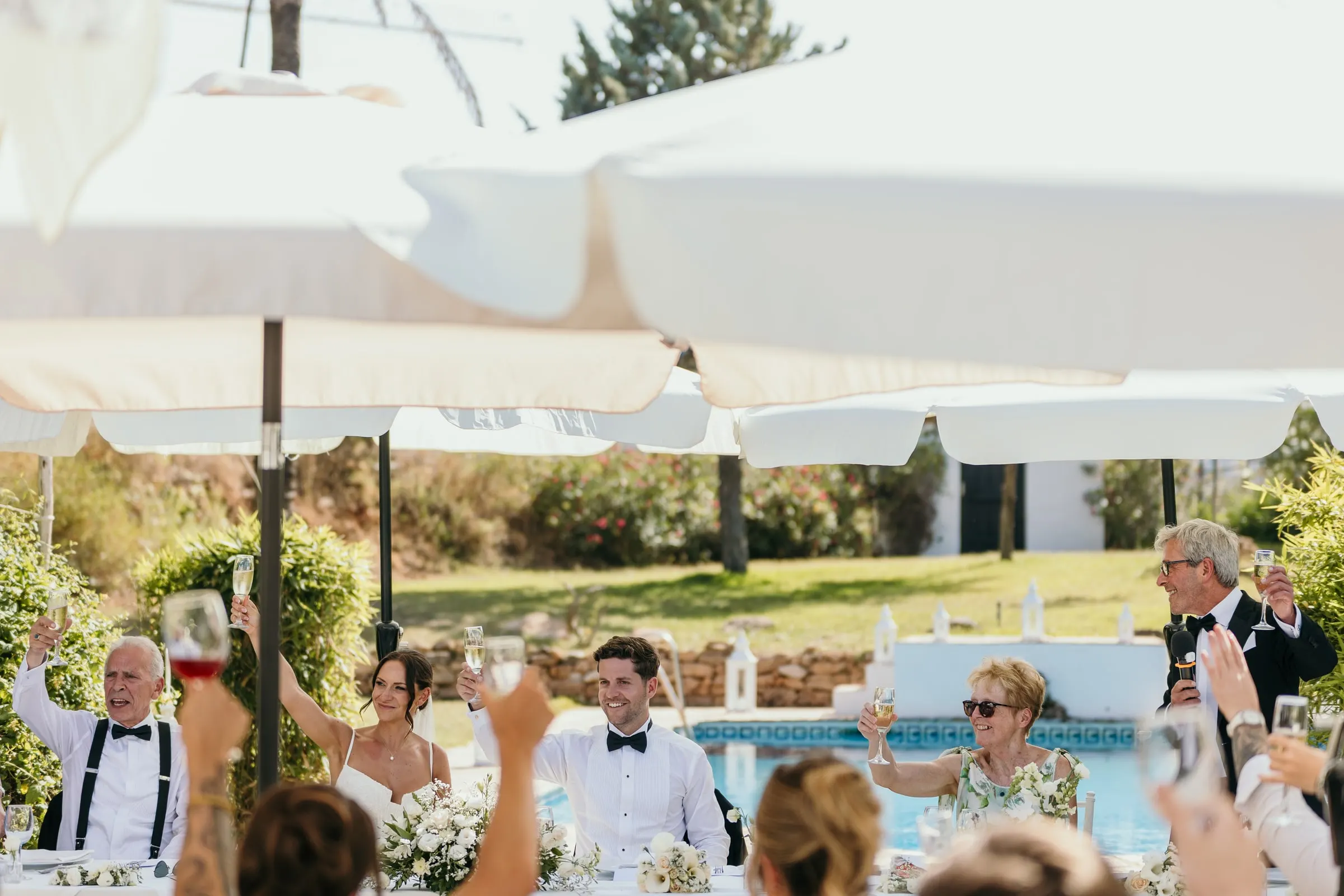 Guests at the tables beside the pool at Hacienda San José, Mijas